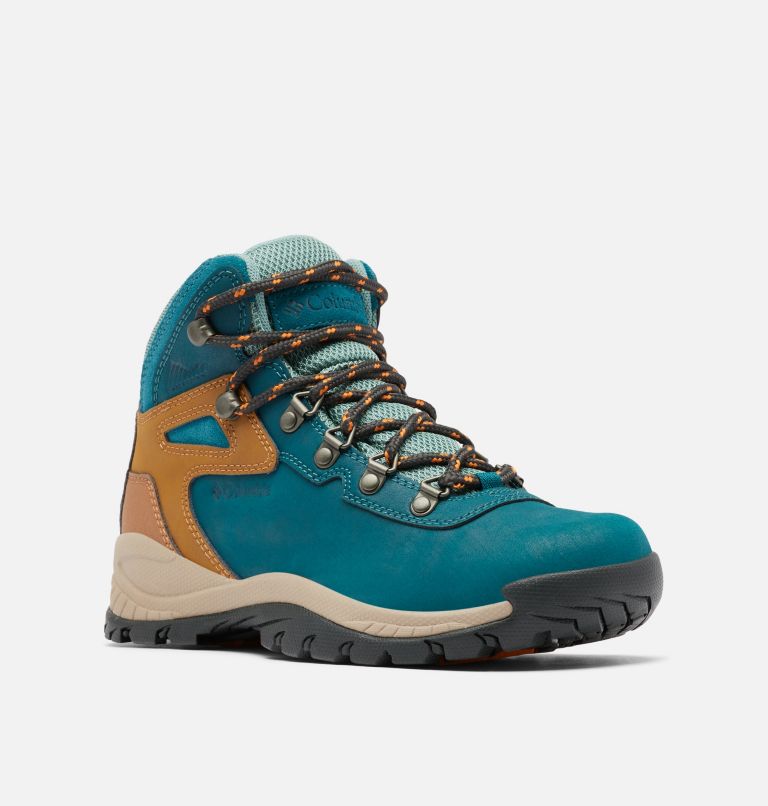 Columbia Newton Ridge™ Plus Waterproof Women's Hiking Boots Deep/Green | JGV6838OZ